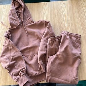 TNA Boyfriend Sweatsuit in Teddy